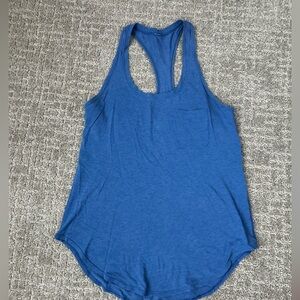 Lululemon tank. Size 4 with pocket.